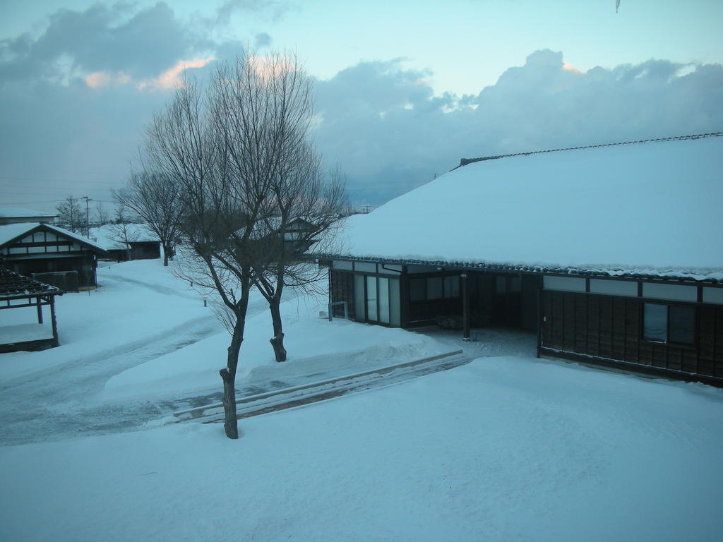 Kurano Yado Ryoufusou Niigata Exterior foto
